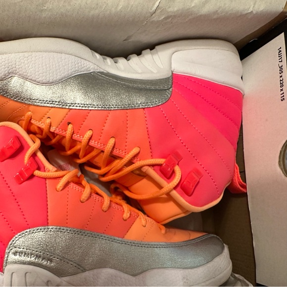 2019
Air Jordan 12 Retro GS 'Sunrise' SZ:7 - Picture 7 of 7